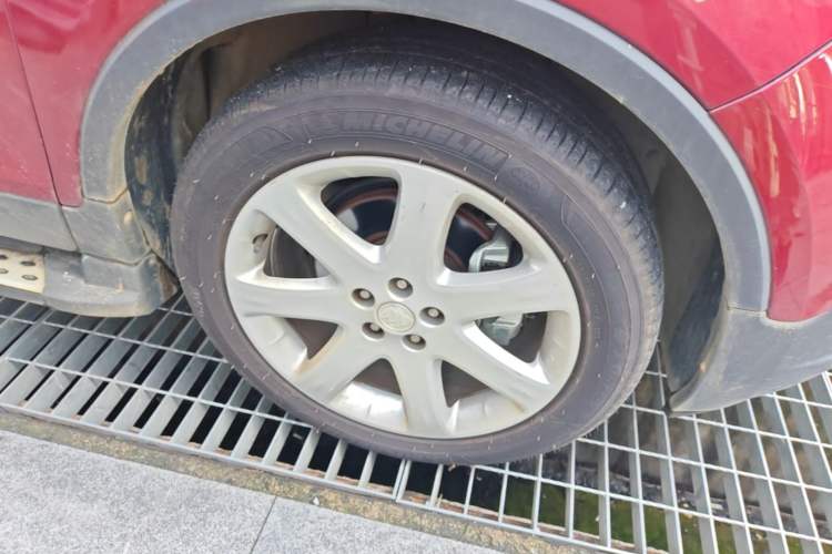 Used Buick Encore 2015 1.4T Automatic Two-Wheel Drive Urban Elite Version Right Front Wheel Hub