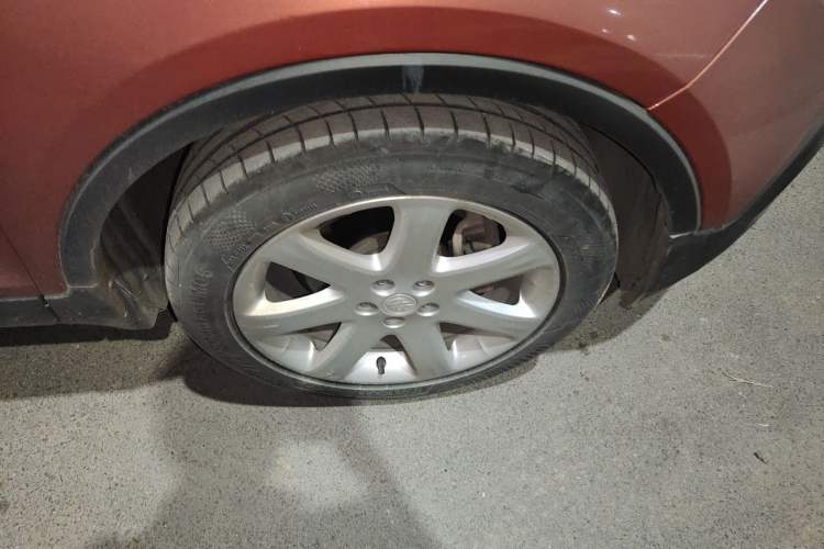 Used Buick Encore 2015 1.4T Automatic Two-Wheel Drive Urban Elite Version Right Front Wheel Hub