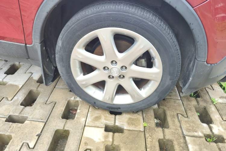 Used Buick Encore 2015 1.4T Automatic Two-Wheel Drive Urban Elite Version Right Front Wheel Hub