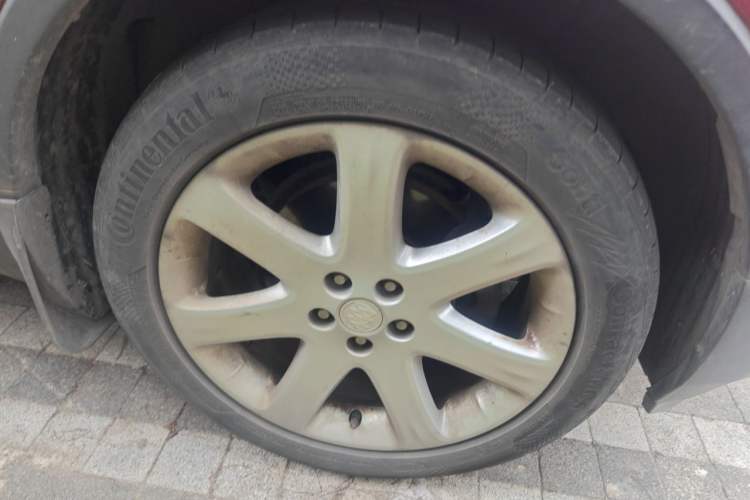Used Buick Encore 2015 1.4T Automatic Two-Wheel Drive Urban Elite Version Right Front Wheel Hub