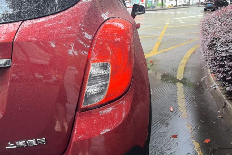 Used Buick Encore 2015 1.4T Automatic Two-Wheel Drive Urban Elite Version Right Rear Taillight