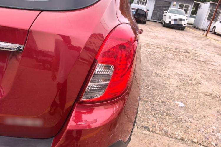 Used Buick Encore 2015 1.4T Automatic Two-Wheel Drive Urban Elite Version Right Rear Taillight