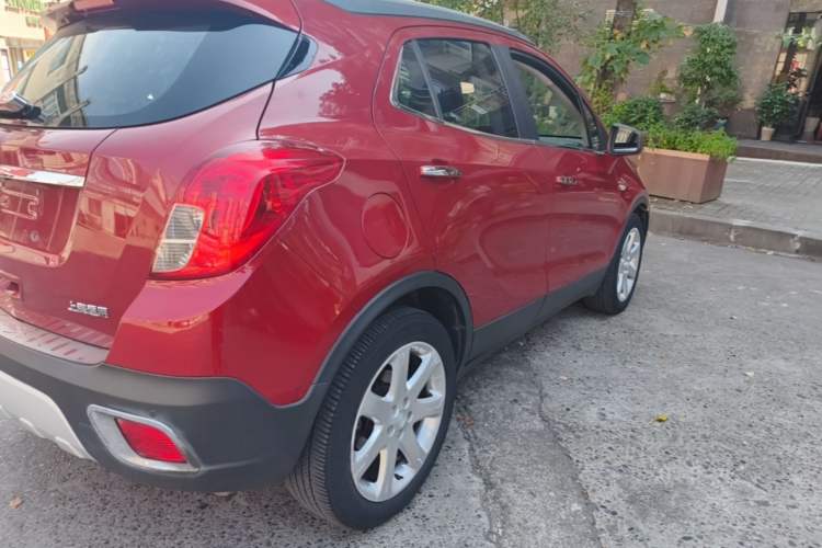 Used Buick Encore 2015 1.4T Automatic Two-Wheel Drive Urban Leading Model Right Rear Taillight
