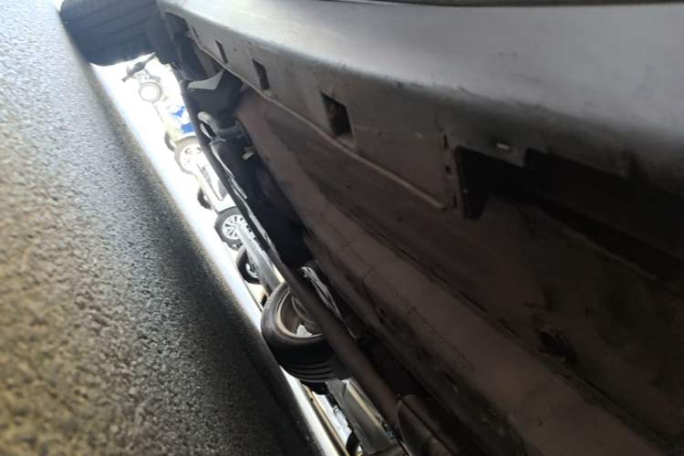 Used Buick Encore 2015 1.4T Automatic Two-Wheel Drive Urban Elite Version Right Side Sill