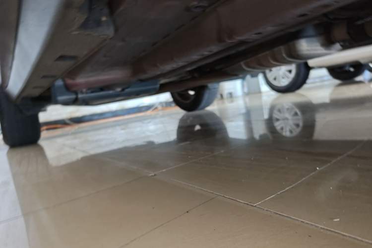 Used Buick Encore 2015 1.4T Automatic Two-Wheel Drive Urban Elite Version Right Side Sill