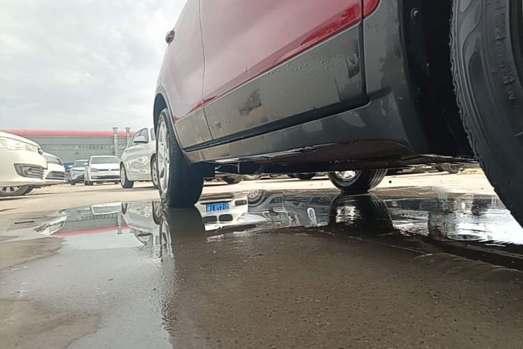 Used Buick Encore 2015 1.4T Automatic Two-Wheel Drive Urban Elite Version Right Side Sill