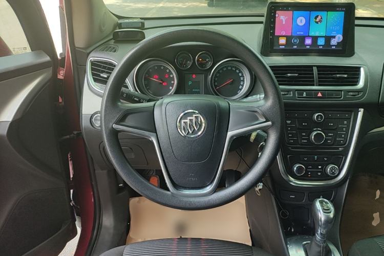 Used Buick Encore 2015 1.4T Automatic Two-Wheel Drive Urban Elite Version Steering Wheel