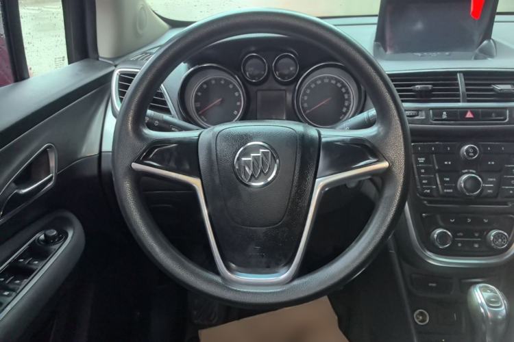 Used Buick Encore 2015 1.4T Automatic Two-Wheel Drive Urban Elite Version Steering Wheel