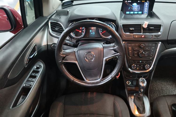 Used Buick Encore 2015 1.4T Automatic Two-Wheel Drive Urban Elite Version Steering Wheel