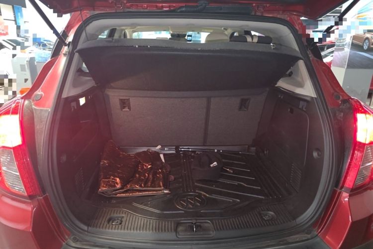 Used Buick Encore 2015 1.4T Automatic Two-Wheel Drive Urban Elite Version Trunk