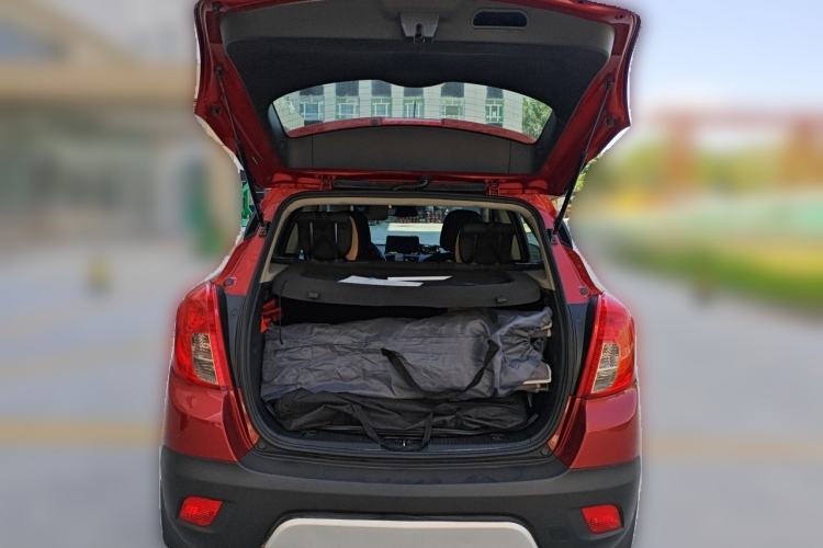 Used Buick Encore 2015 1.4T Automatic Two-Wheel Drive Urban Elite Version Trunk