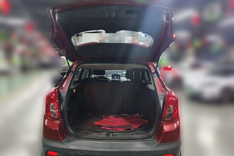 Used Buick Encore 2015 1.4T Automatic Two-Wheel Drive Urban Elite Version Trunk