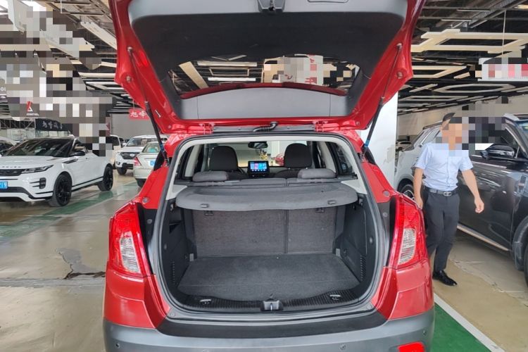 Used Buick Encore 2015 1.4T Automatic Two-Wheel Drive Urban Elite Version Trunk