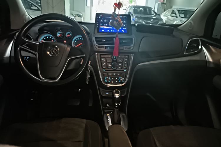 Used Buick Encore 2015 1.4T Automatic Two-Wheel Drive Urban Elite Version Center Console