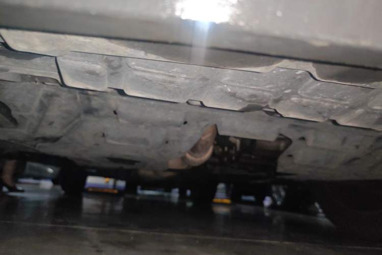 Used Buick Encore 2015 1.4T Automatic Two-Wheel Drive Urban Elite Version Chassis Front