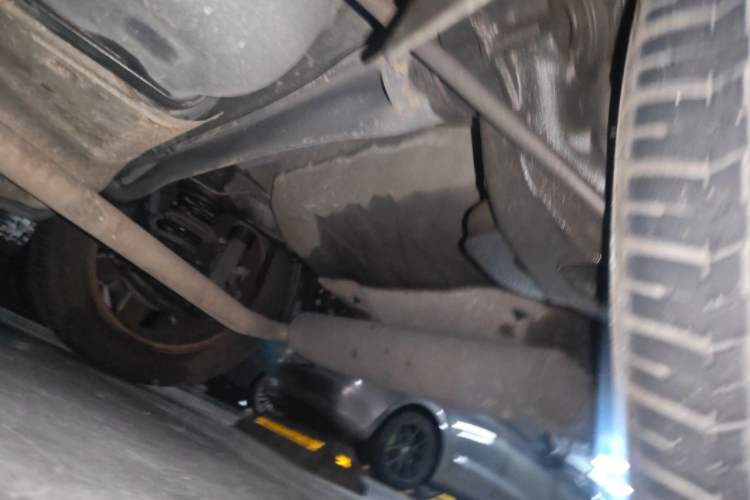 Used Buick Encore 2015 1.4T Automatic Two-Wheel Drive Urban Elite Version Chassis Rear