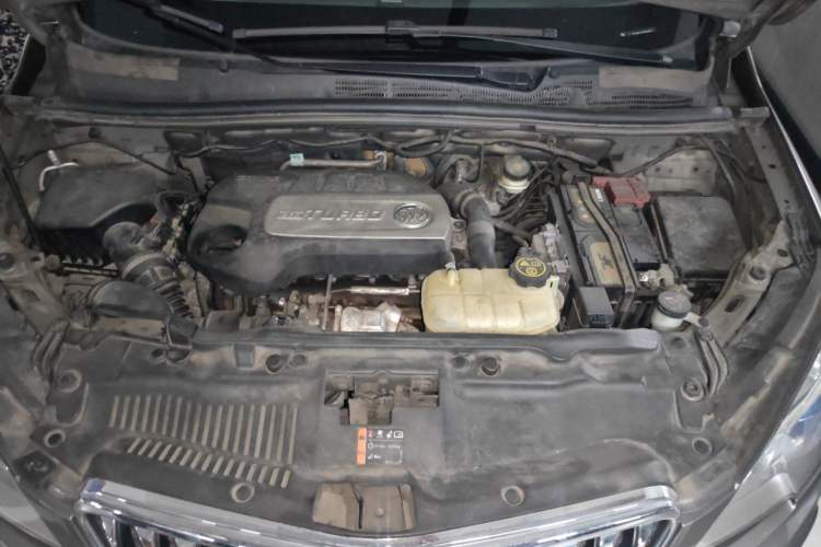 Used Buick Encore 2015 1.4T Automatic Two-Wheel Drive Urban Elite Version Engine Bay