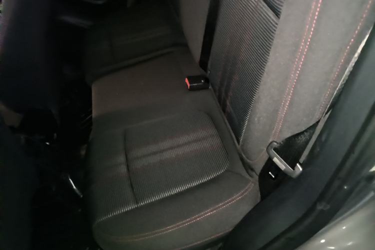 Used Buick Encore 2015 1.4T Automatic Two-Wheel Drive Urban Elite Version Left Rear Seat