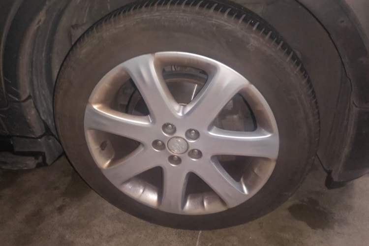 Used Buick Encore 2015 1.4T Automatic Two-Wheel Drive Urban Elite Version Right Front Wheel Hub