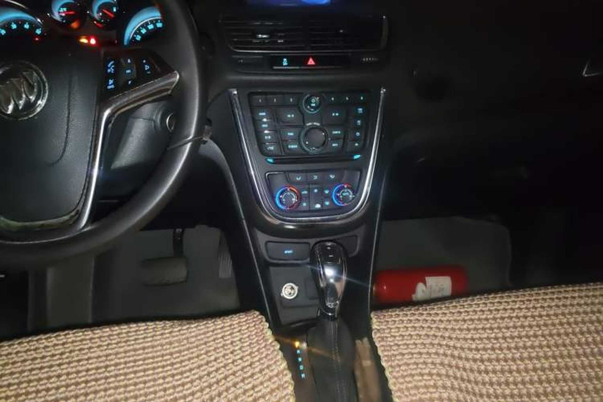 Used Buick Encore 2015 1.4T Automatic Two-Wheel Drive Urban Leading Model Audio And AC Panel