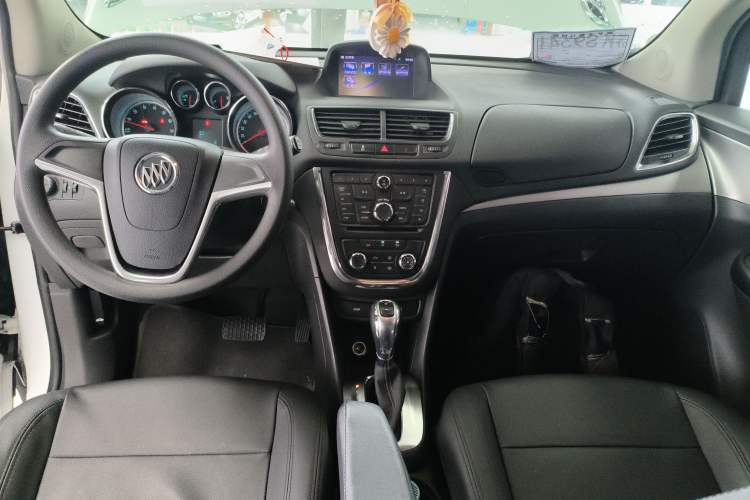 Used Buick Encore 2015 1.4T Automatic Two-Wheel Drive Urban Elite Version Audio And AC Panel