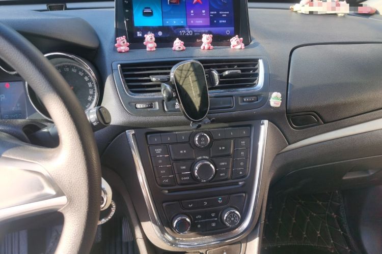 Used Buick Encore 2015 1.4T Automatic Two-Wheel Drive Urban Elite Version Audio And AC Panel