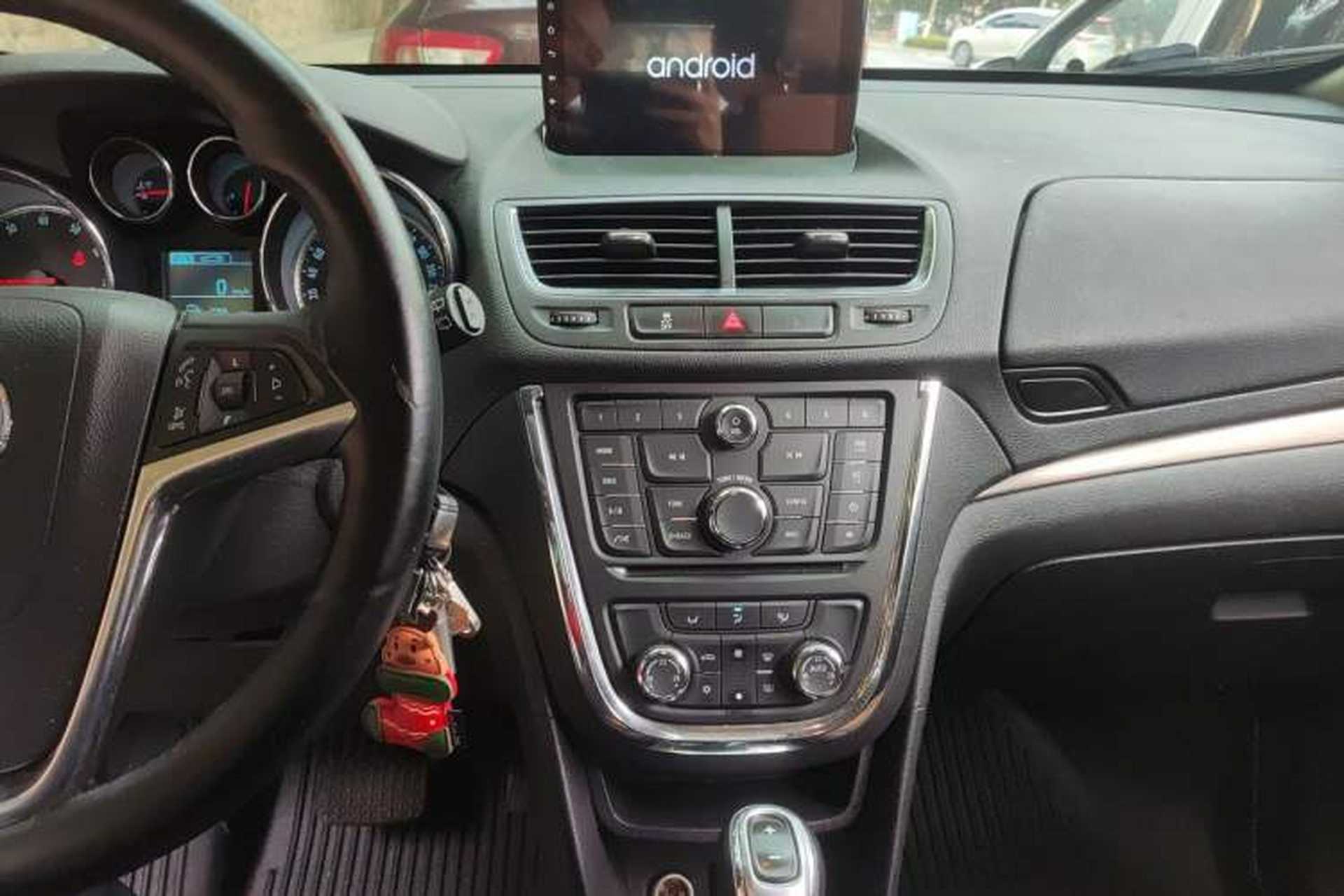 Used Buick Encore 2015 1.4T Automatic All-Wheel-Drive Flagship Model Audio And AC Panel