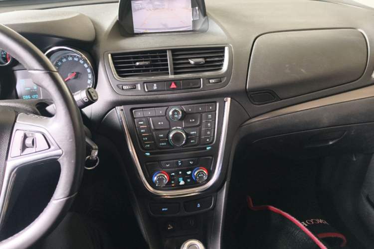 Used Buick Encore 2015 1.4T Automatic Two-Wheel Drive Urban Leading Model Audio And AC Panel