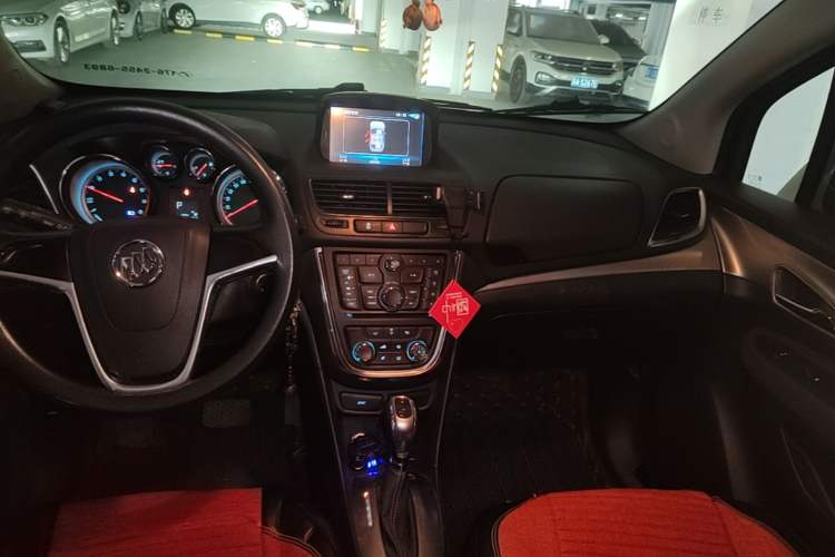 Used Buick Encore 2015 1.4T Automatic Two-Wheel Drive Urban Elite Version Audio And AC Panel