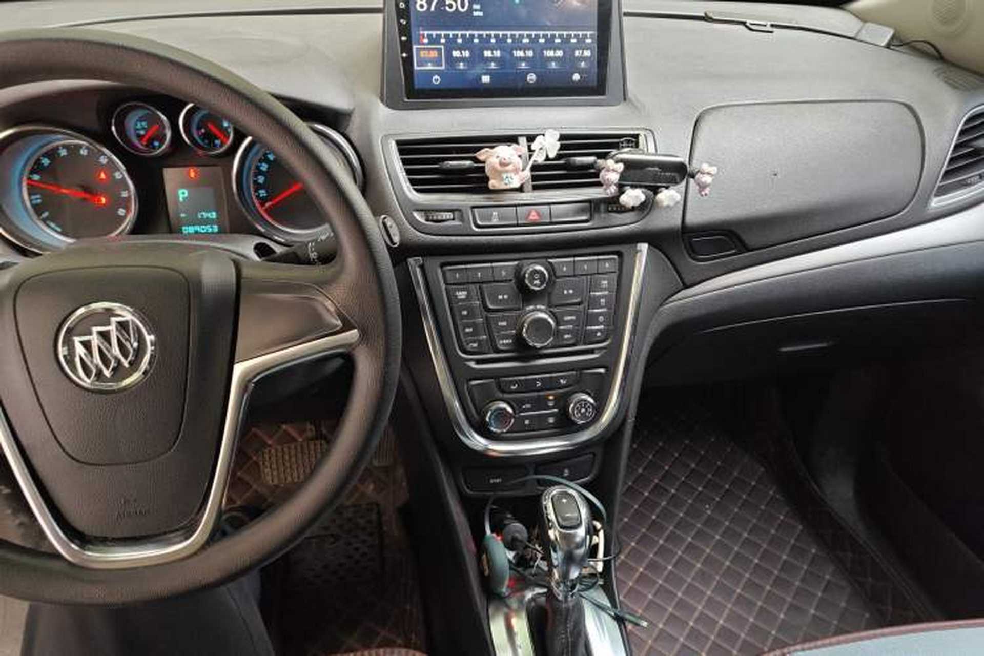 Used Buick Encore 2015 1.4T Automatic Two-Wheel Drive Urban Elite Version Audio And AC Panel