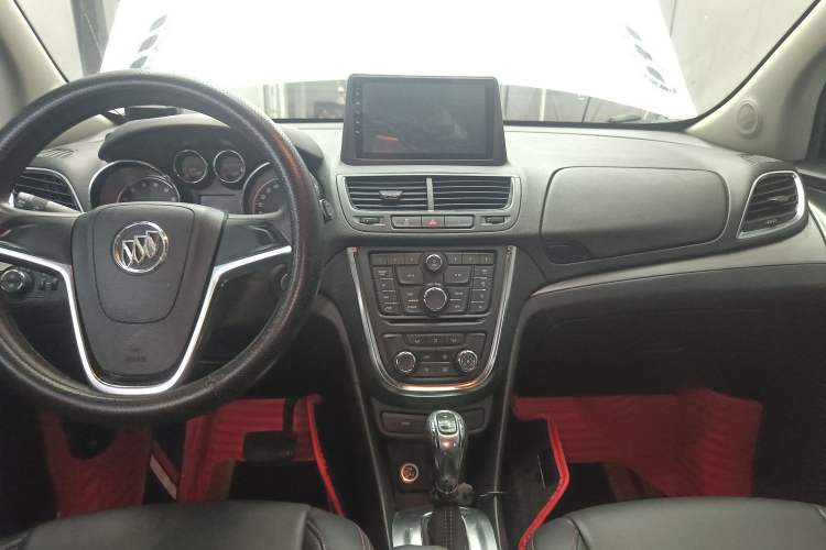 Used Buick Encore 2015 1.4T Automatic Two-Wheel Drive Urban Elite Version Audio And AC Panel