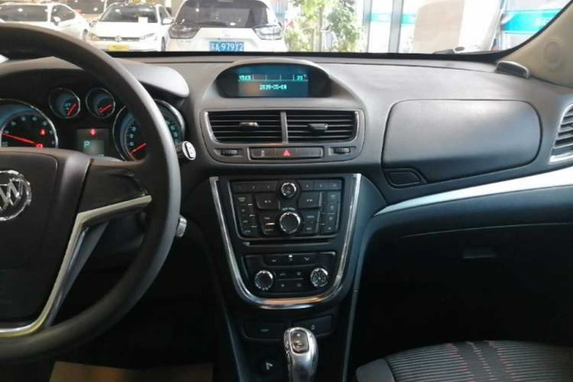 Used Buick Encore 2015 1.4T Automatic Two-Wheel Drive Urban Elite Version Audio And AC Panel