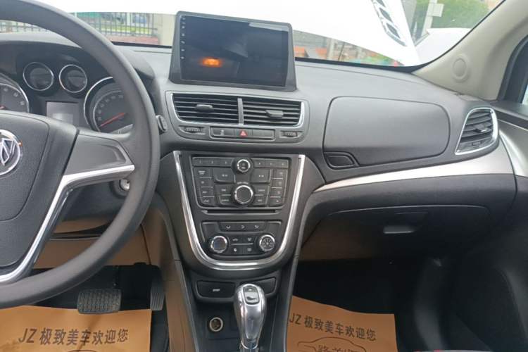 Used Buick Encore 2015 1.4T Automatic Two-Wheel Drive Urban Elite Version Audio And AC Panel