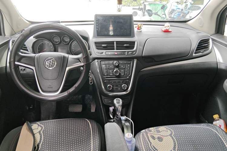 Used Buick Encore 2015 1.4T Automatic Two-Wheel Drive Urban Elite Version Center Console