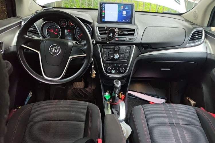 Used Buick Encore 2015 1.4T Automatic Two-Wheel Drive Urban Elite Version Center Console