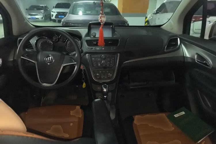 Used Buick Encore 2015 1.4T Automatic Two-Wheel Drive Urban Elite Version Center Console