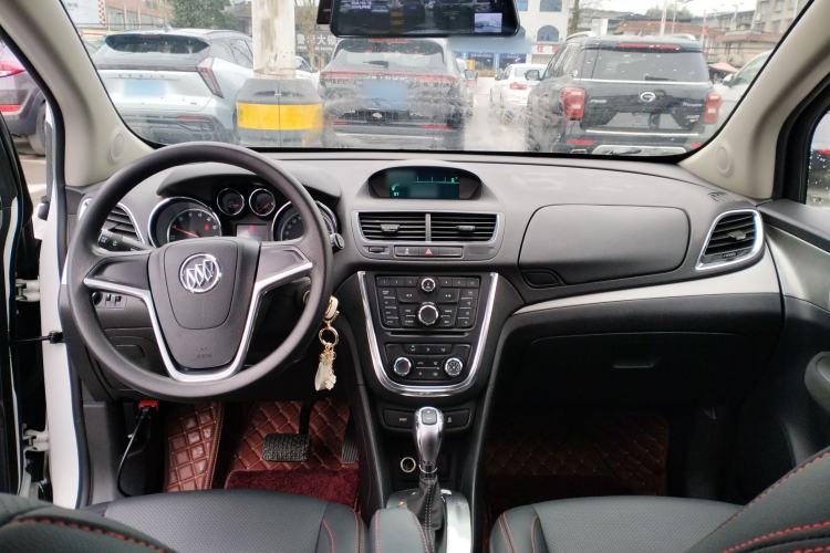 Used Buick Encore 2015 1.4T Automatic Two-Wheel Drive Urban Elite Version Center Console