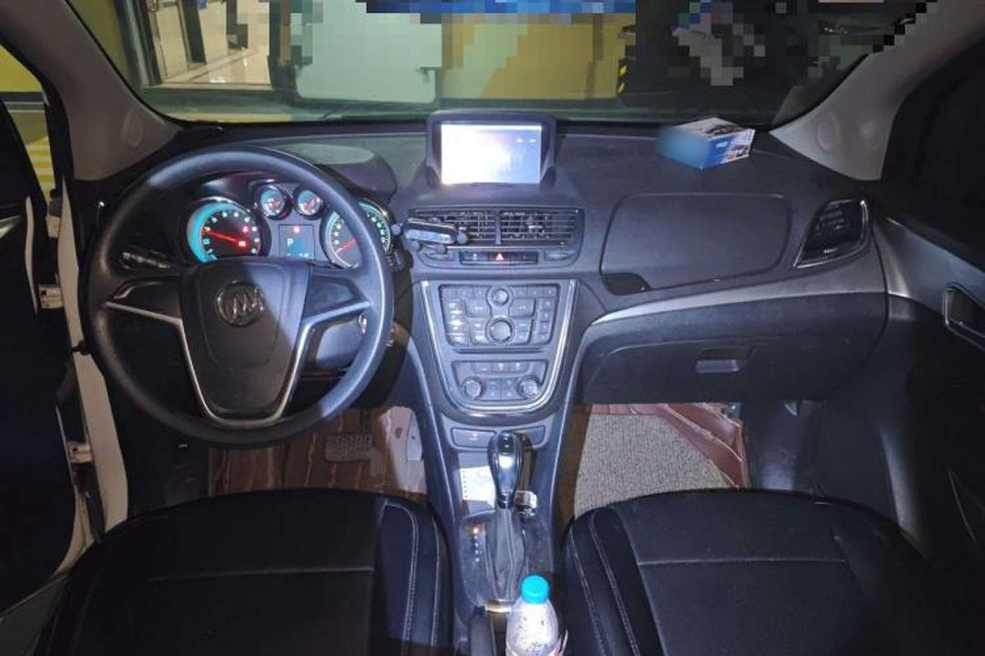 Used Buick Encore 2015 1.4T Automatic Two-Wheel Drive Urban Elite Version Center Console