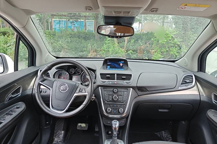 Used Buick Encore 2015 1.4T Automatic Two-Wheel Drive Urban Leading Model Center Console