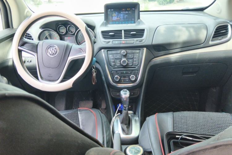 Used Buick Encore 2015 1.4T Automatic Two-Wheel Drive Urban Elite Version Center Console