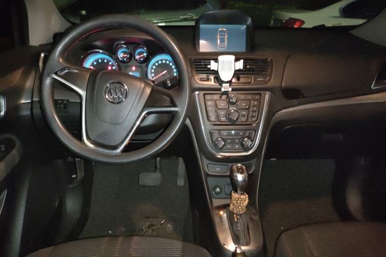 Used Buick Encore 2015 1.4T Automatic Two-Wheel Drive Urban Elite Version Center Console