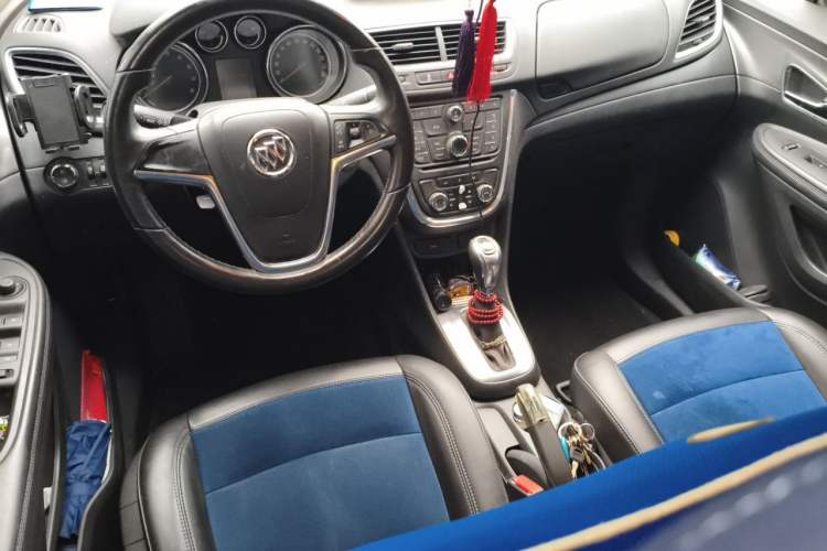 Used Buick Encore 2015 1.4T Automatic Two-Wheel Drive Urban Leading Model Center Console