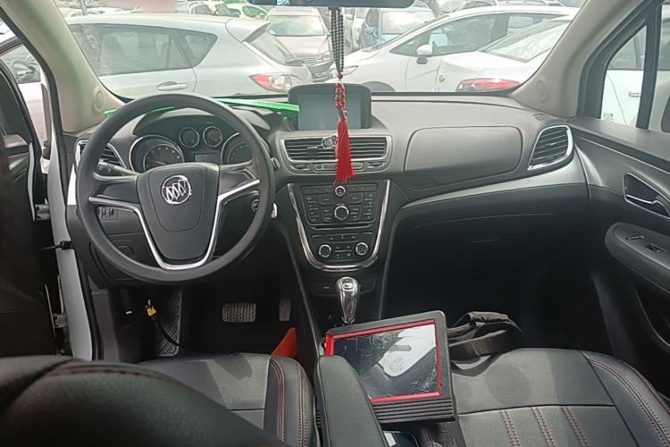 Used Buick Encore 2015 1.4T Automatic Two-Wheel Drive Urban Elite Version Center Console