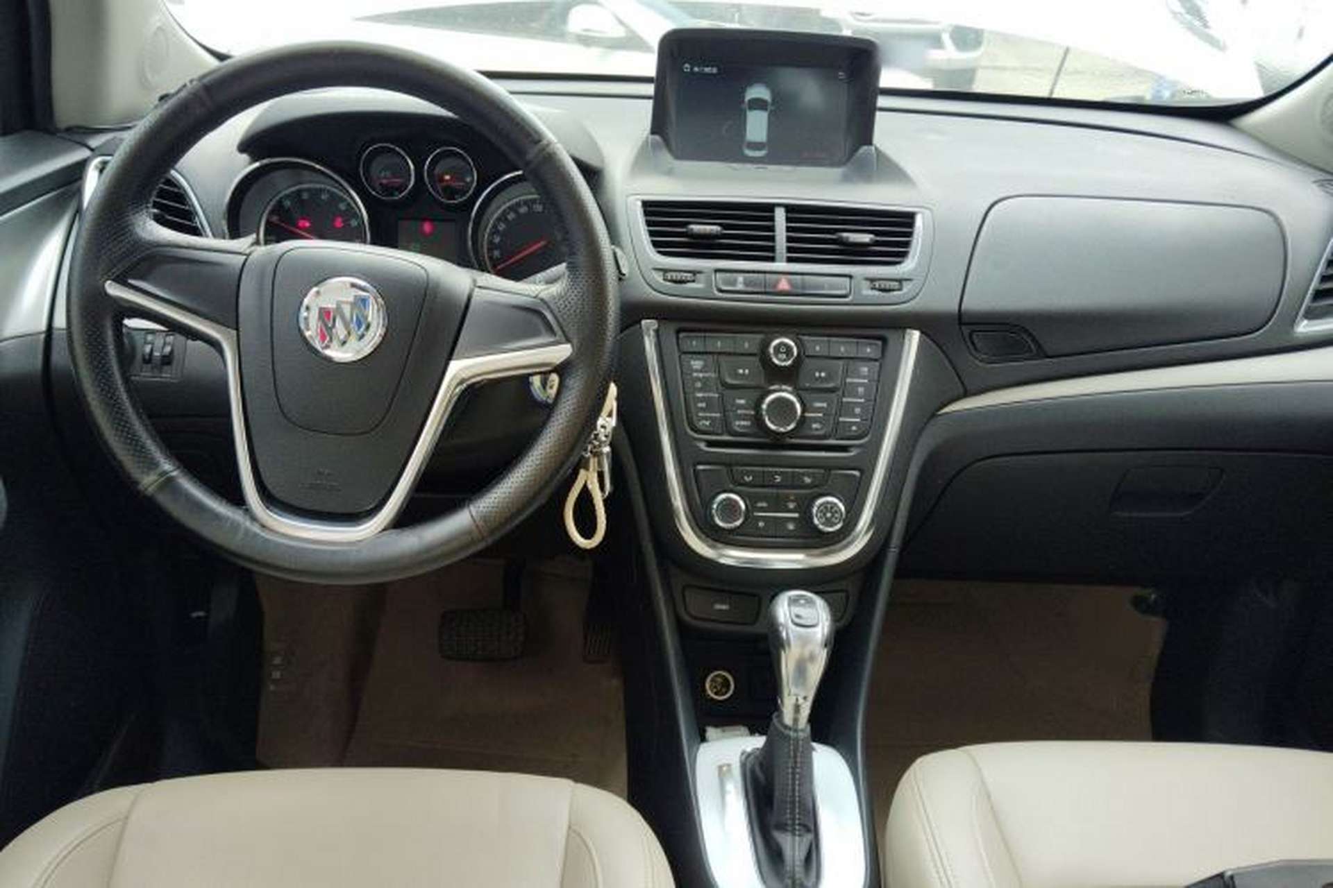 Used Buick Encore 2015 1.4T Automatic Two-Wheel Drive Urban Elite Version Center Console