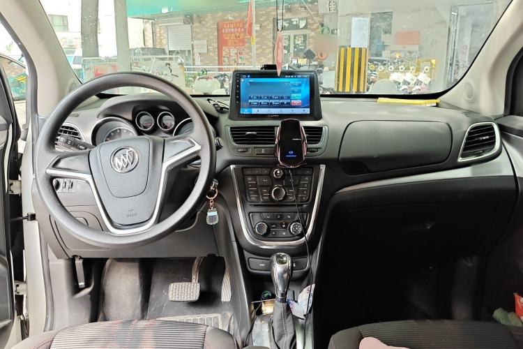 Used Buick Encore 2015 1.4T Automatic Two-Wheel Drive Urban Elite Version Center Console