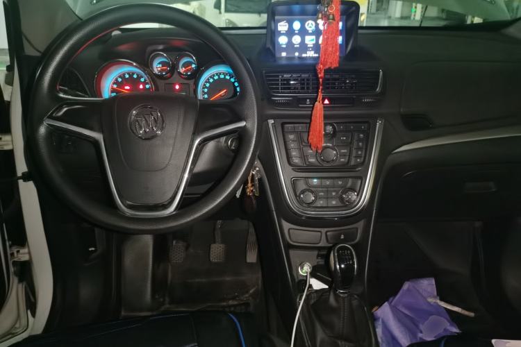 Used Buick Encore 2015 1.4T Manual Two-Wheel Drive Urban Advanced Model Center Console