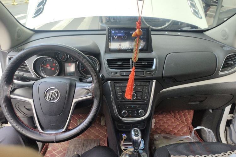 Used Buick Encore 2015 1.4T Automatic Two-Wheel Drive Urban Elite Version Center Console