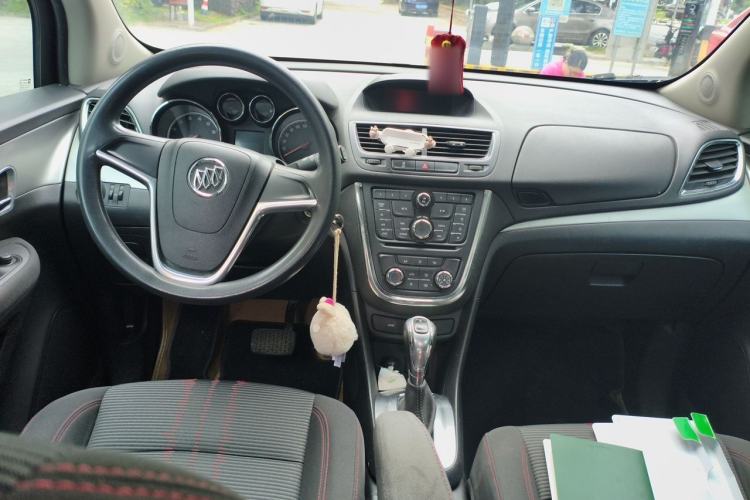 Used Buick Encore 2015 1.4T Automatic Two-Wheel Drive Urban Elite Version Center Console