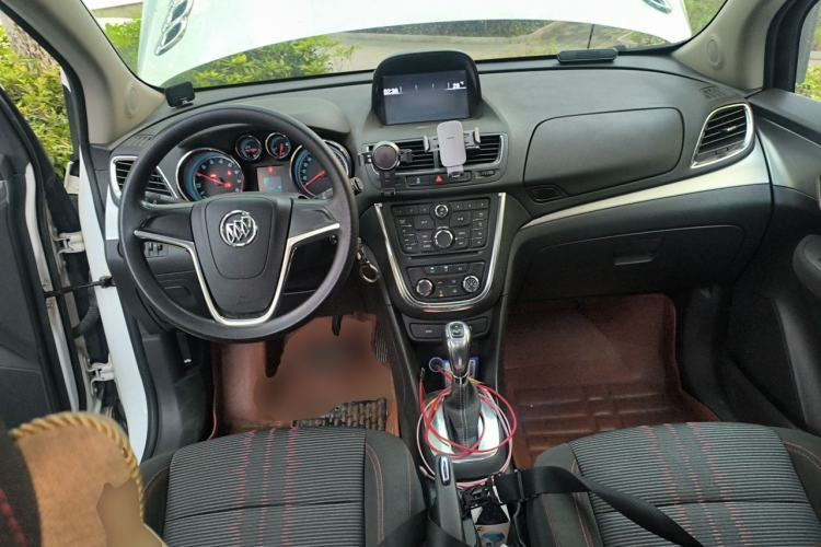 Used Buick Encore 2015 1.4T Automatic Two-Wheel Drive Urban Elite Version Center Console