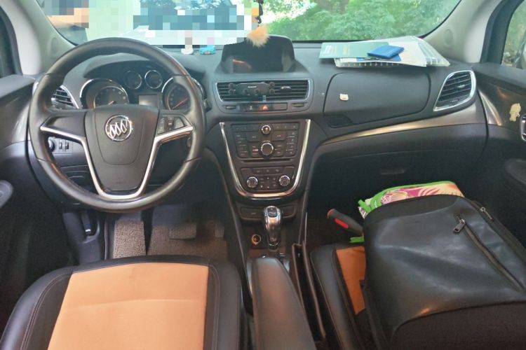Used Buick Encore 2015 1.4T Automatic Two-Wheel Drive Urban Leading Model Center Console